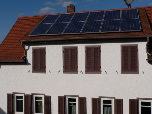 Dach mit der Solaranlage